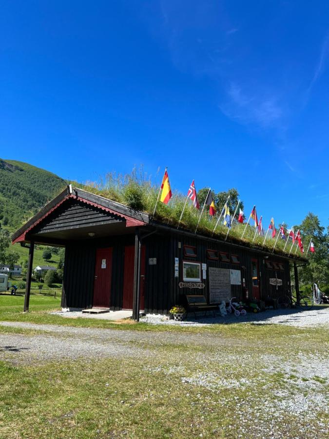 Vistdal Camping Myklebostad  Экстерьер фото